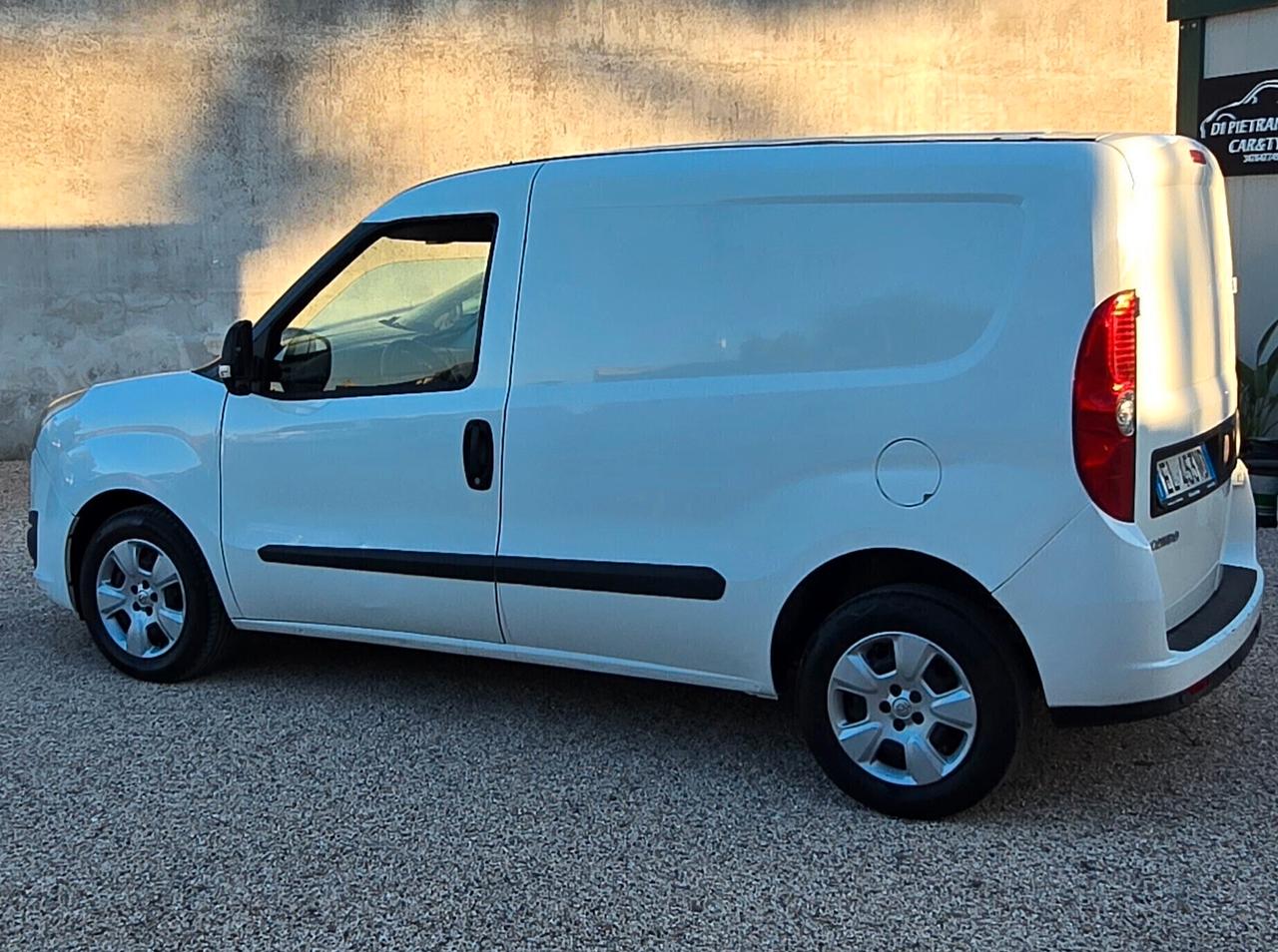 Opel Combo 1.6 CDTi 105CV PC-TN Club N1