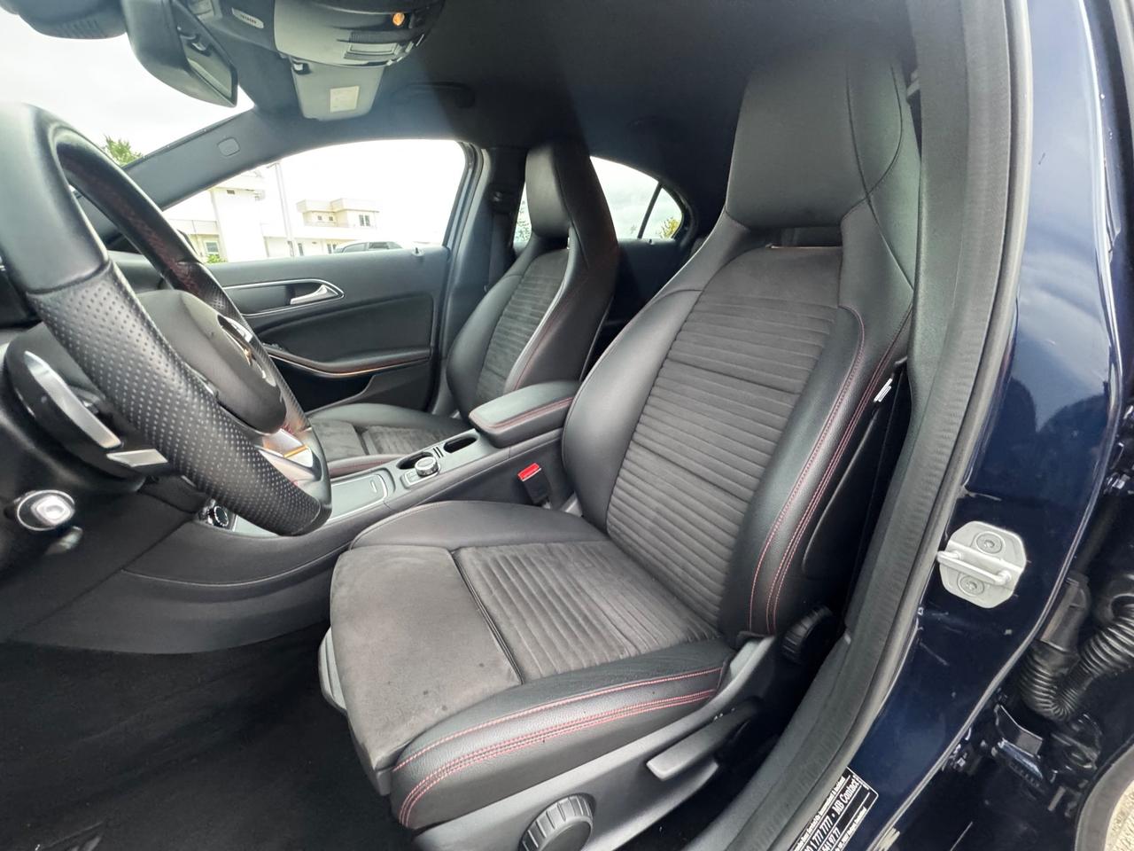 Mercedes-benz A 200 d Automatic Premium AMG