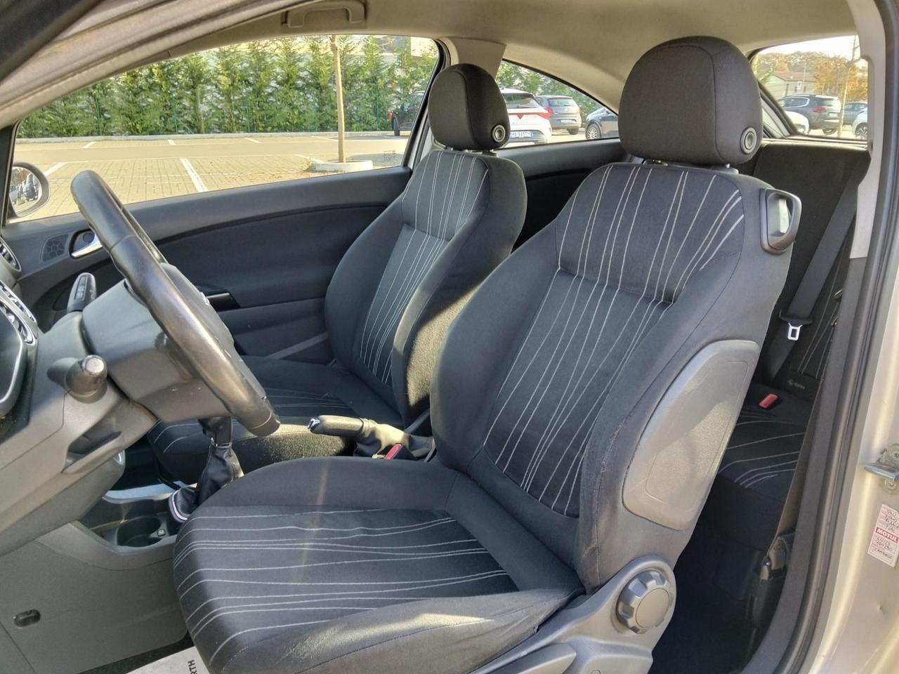 Opel Corsa 1.2 82Cv 3 Porte*Aux*Neopatentati