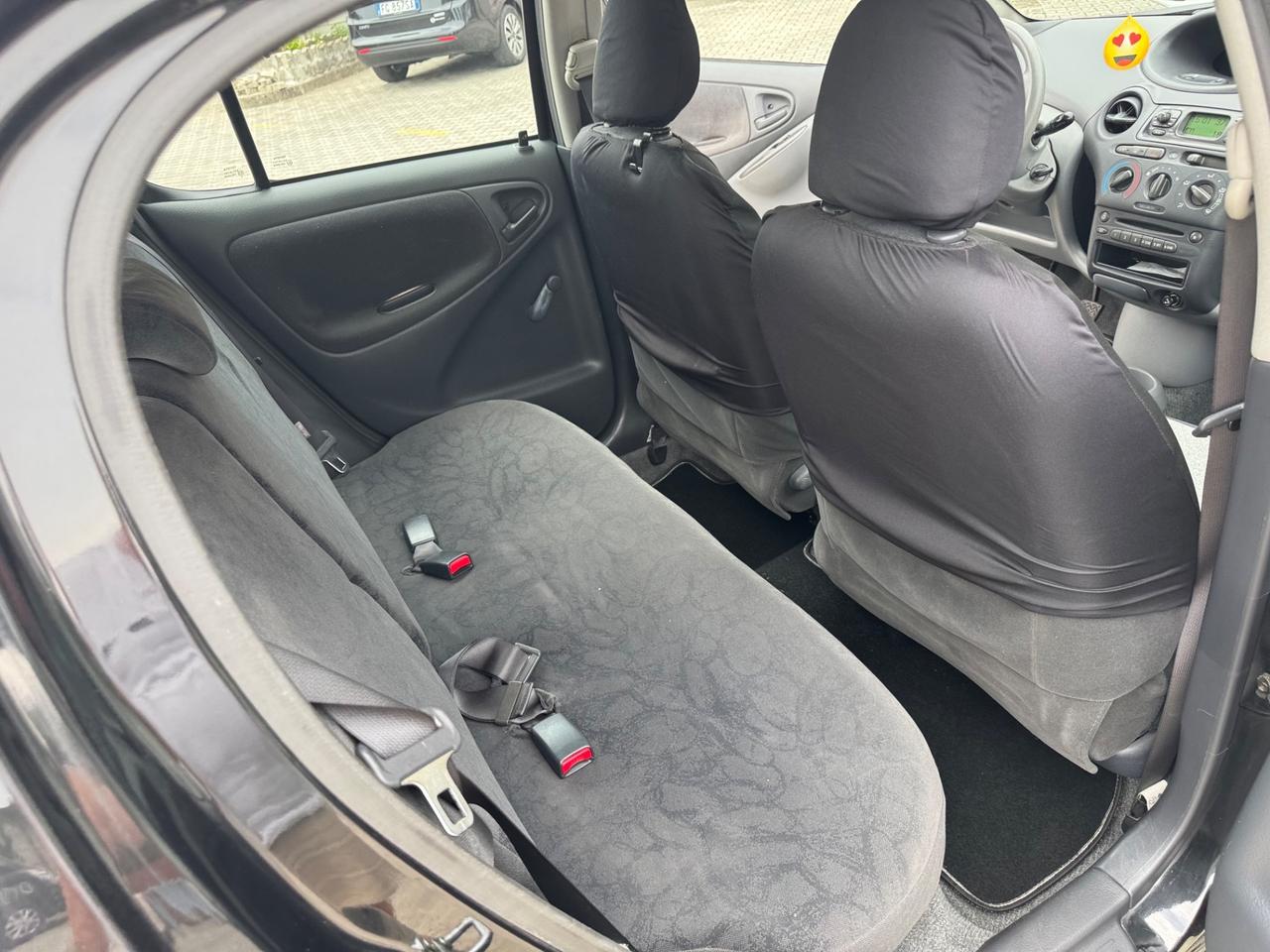 Toyota Yaris 1.0i 16V cat neopatentati 120000km