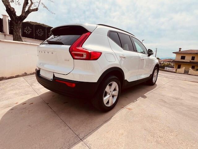 VOLVO XC40 D3 150 CV DIGITAL COCKPIT UNIPRO'