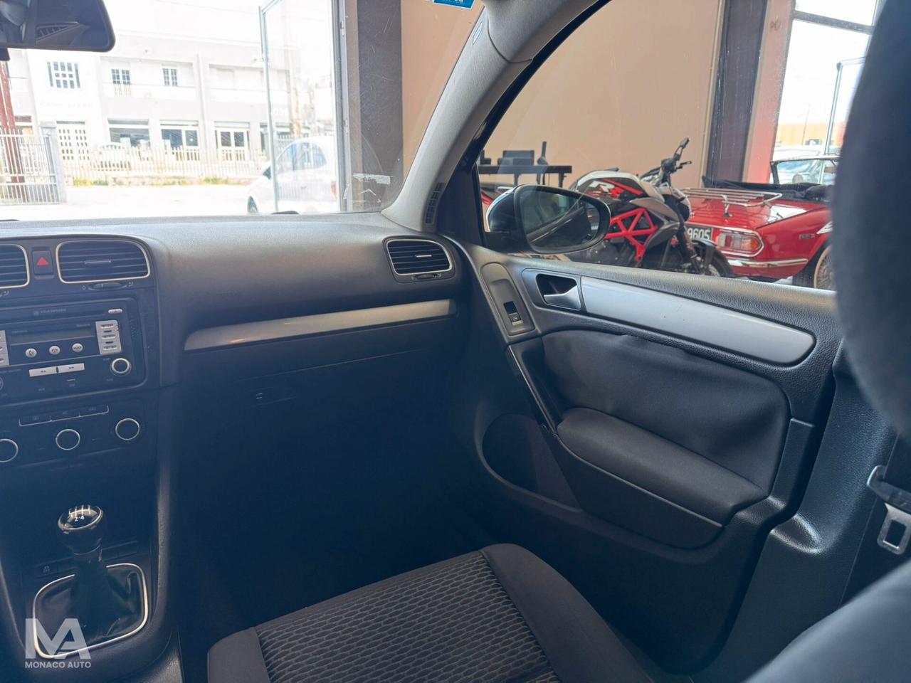 Volkswagen Golf 1.6 105cv TDI 2012