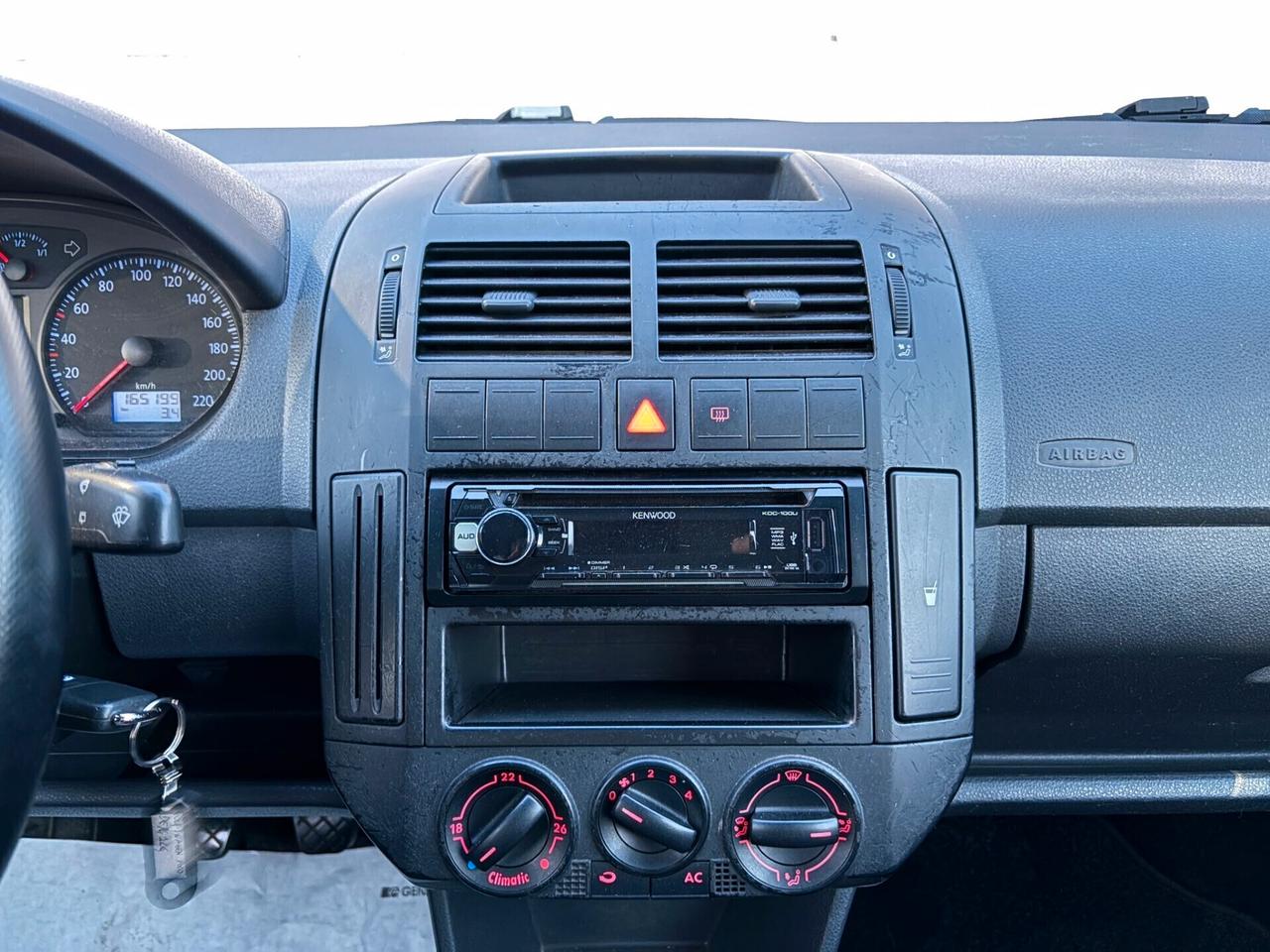 !! AUTO ECONOMICA!! VOLKSWAGEN POLO 1.2 Benz 3P 12V