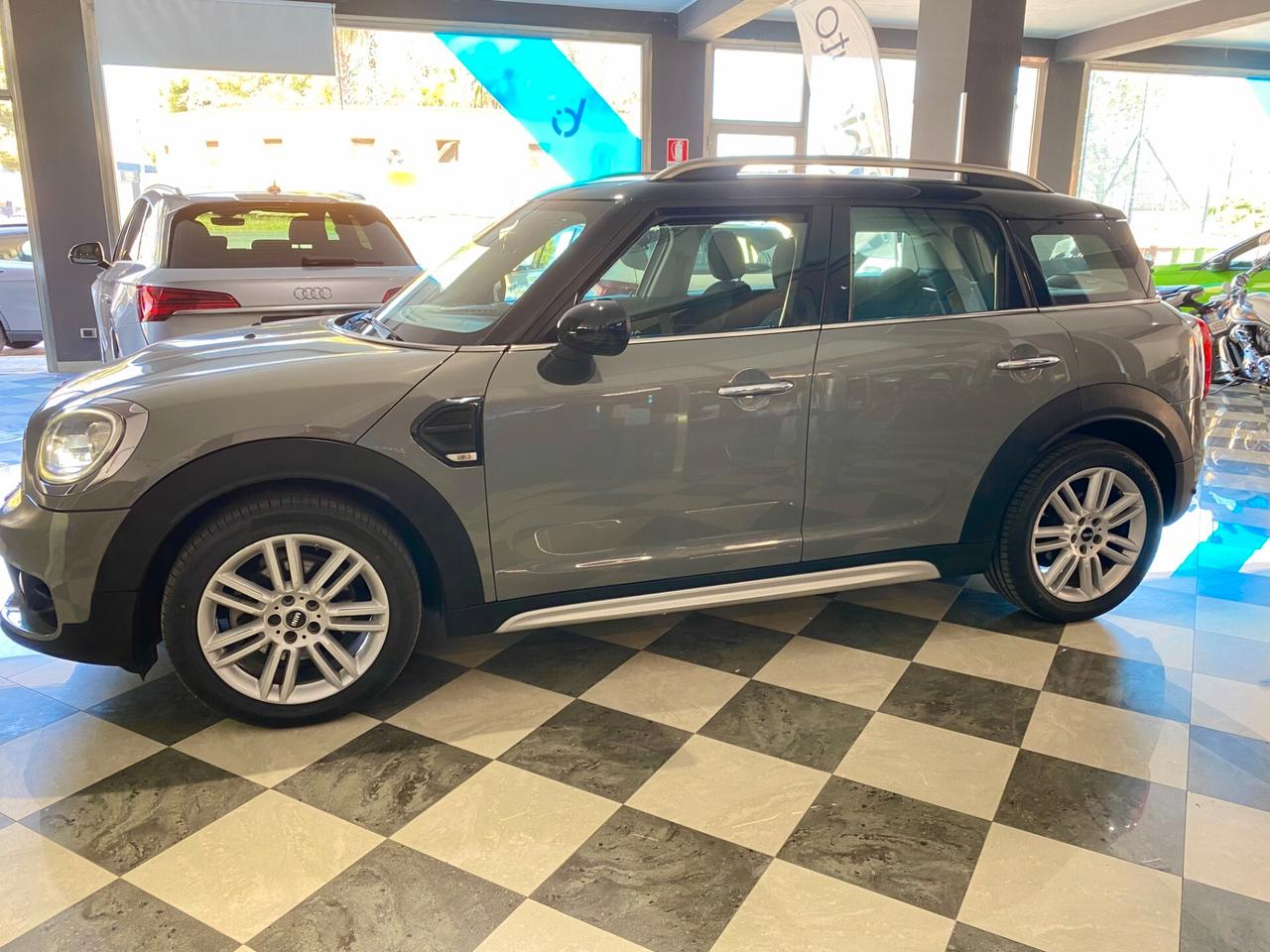 Mini Cooper D Countryman 2.0 Automat.-2017