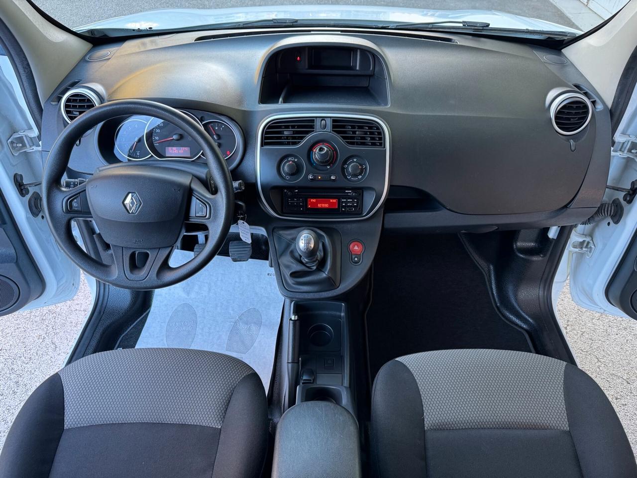 Renault Kangoo 1.5Dci MAXI 4POSTI GARANZIA 24 MESI