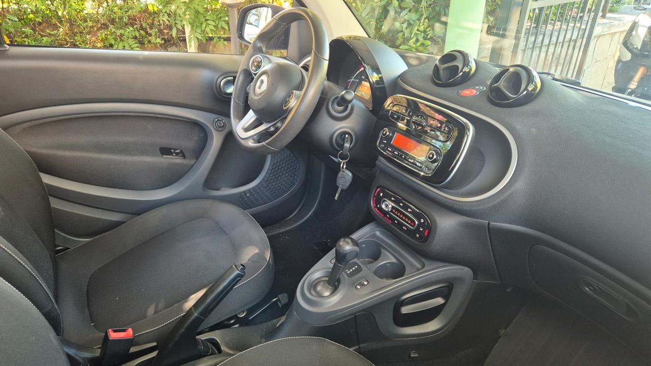 Smart ForTwo 70 1.0 twinamic cabrio Passion