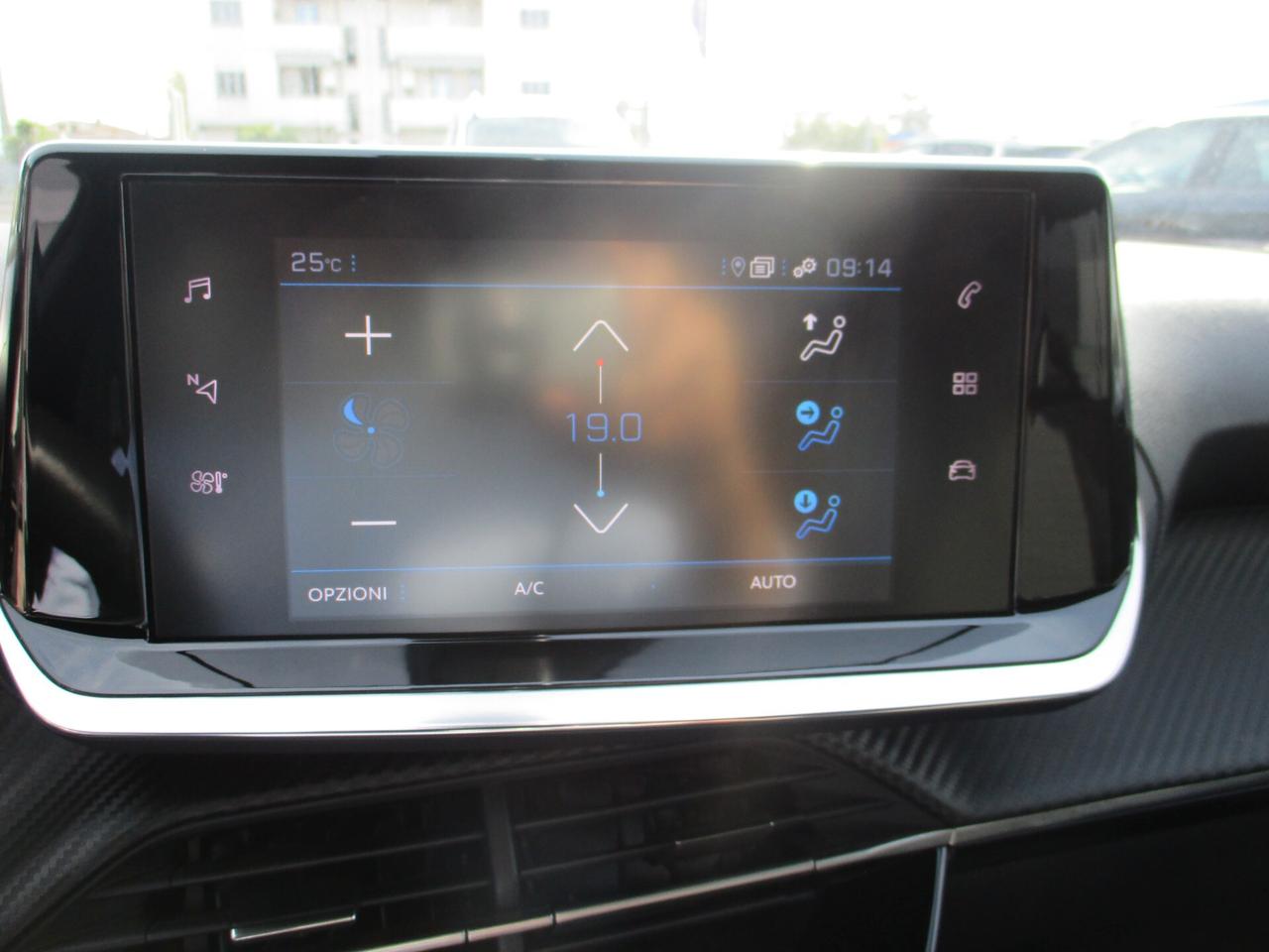Peugeot 2008 PureTech 130 S&S Allure Pack