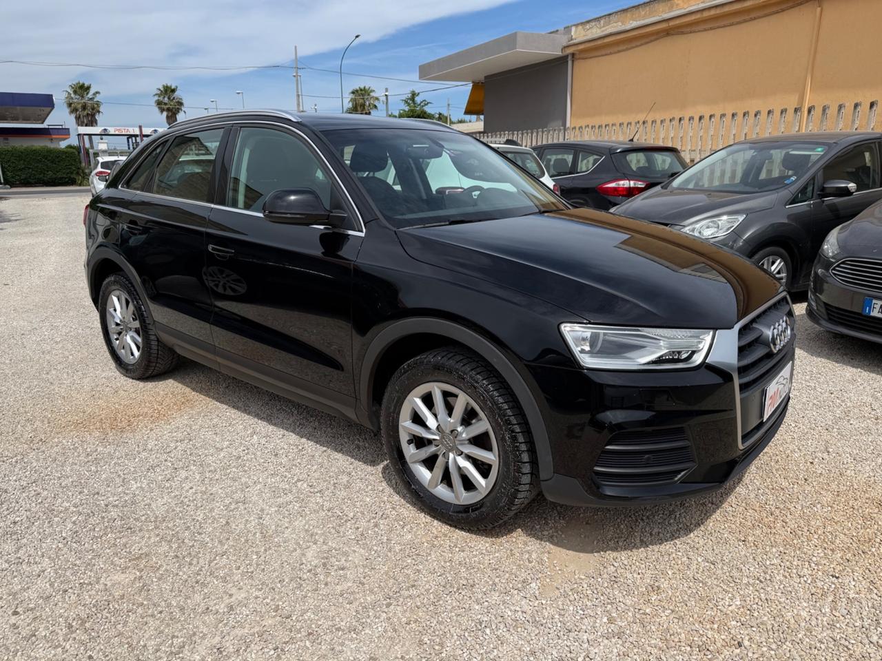 Audi Q3 2.0 TDI 120 CV Sport
