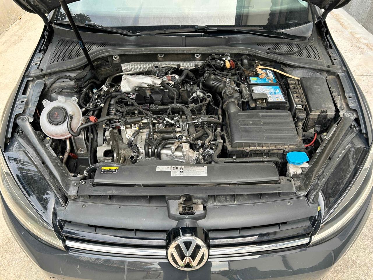 VW Golf 1.6 TDI 115CV - 2019 Motore Rotto