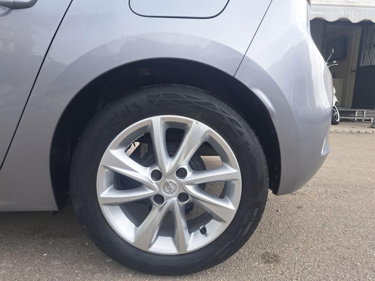 Opel Corsa 1.2 Edition