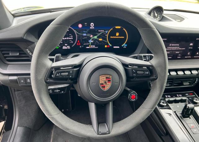 PORSCHE 992 911 Targa 4 GTS