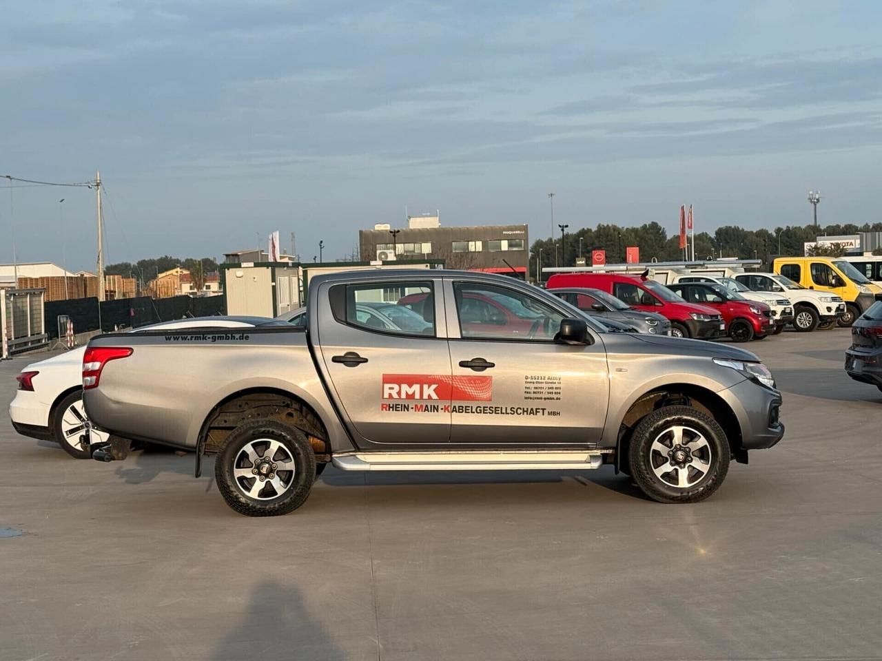 Mitsubishi L200 2.4 DI-D/154CV Club Cab Invite Plus