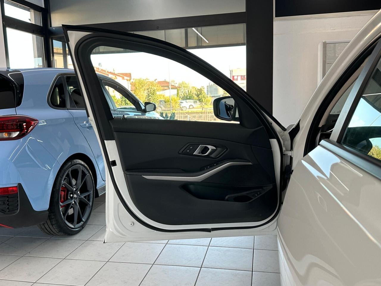 BMW 330 d Touring xdrive Business Advantage auto