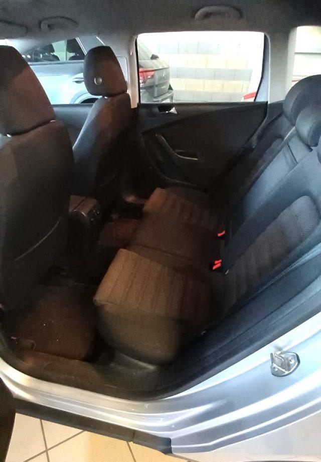 VOLKSWAGEN Passat 2.0 16V TDI 4mot. Var.