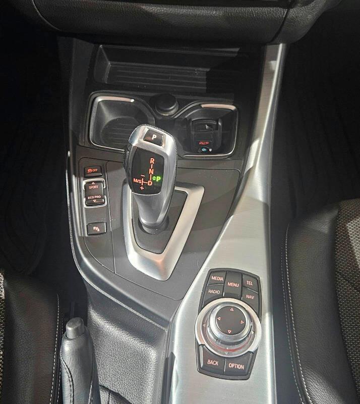 BMW Serie 1 118d Urban 5p auto