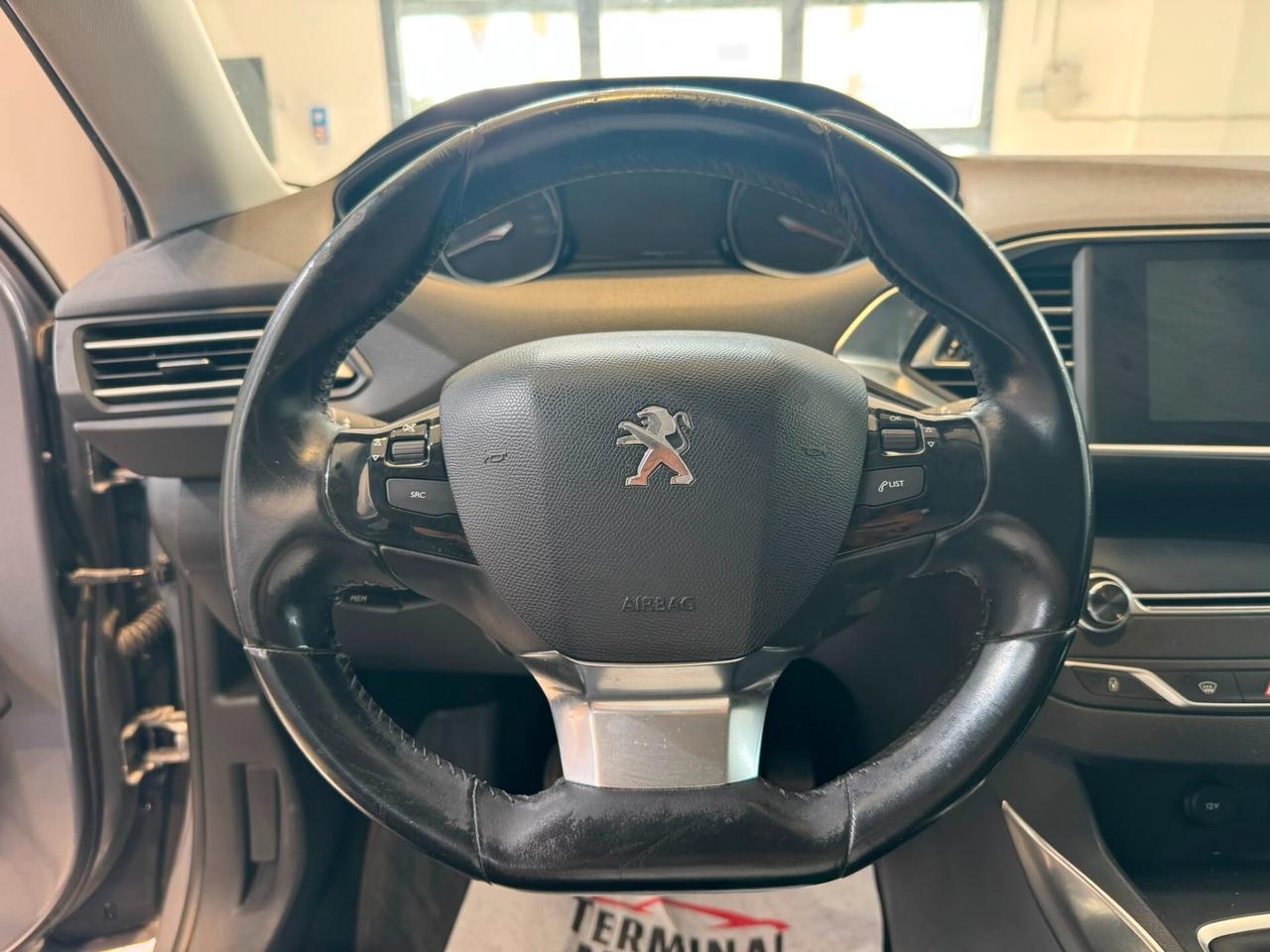 Peugeot 308 SW 1.6 HDI 115cv ALLURE