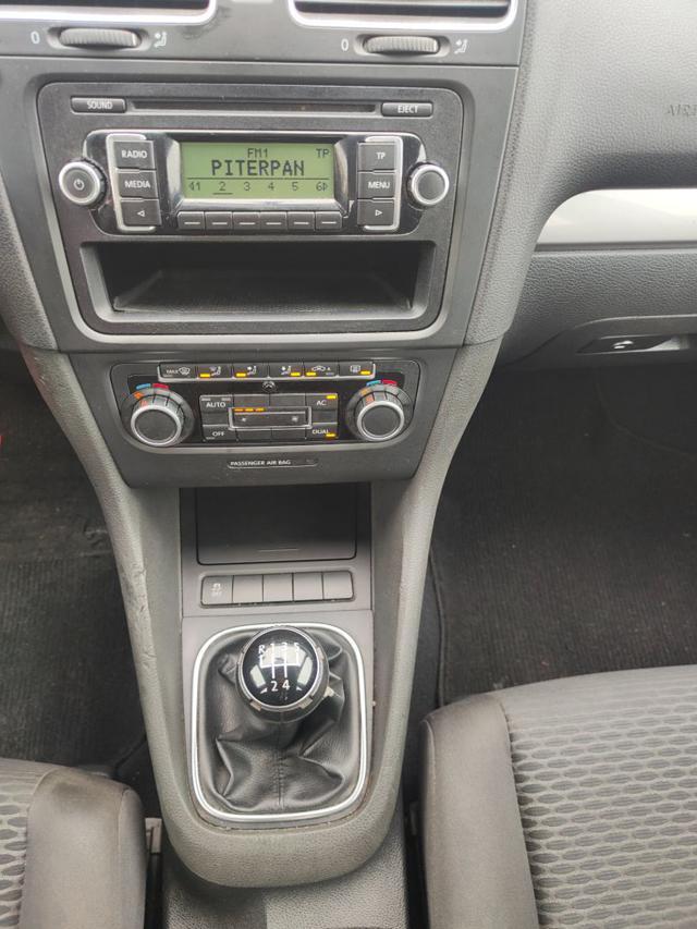 VOLKSWAGEN Golf 1.6 TDi 5 Porte ( DISTRIBUZIONE OK ) GARANZIA
