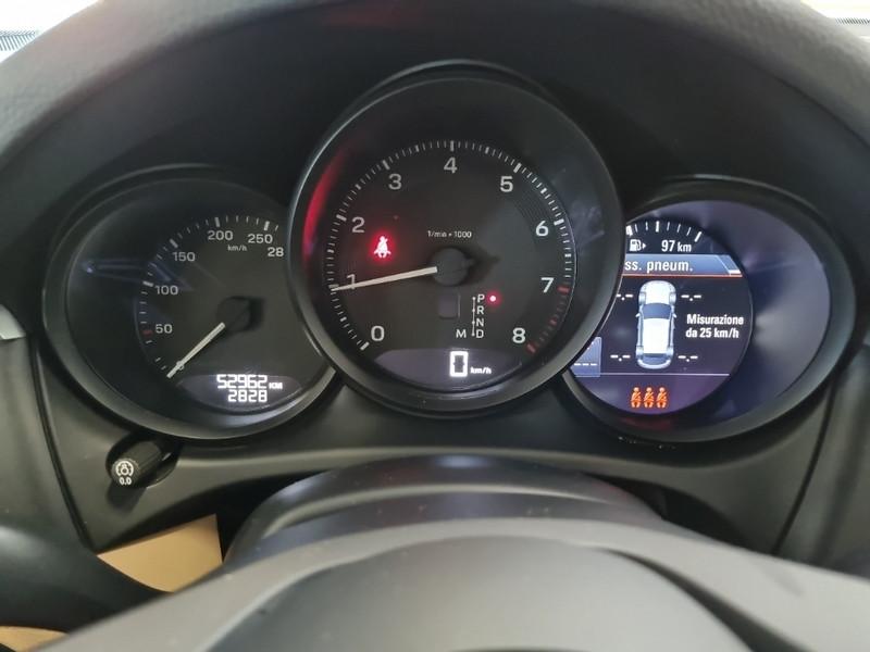 PORSCHE MACAN 2.0 AUTO SUV