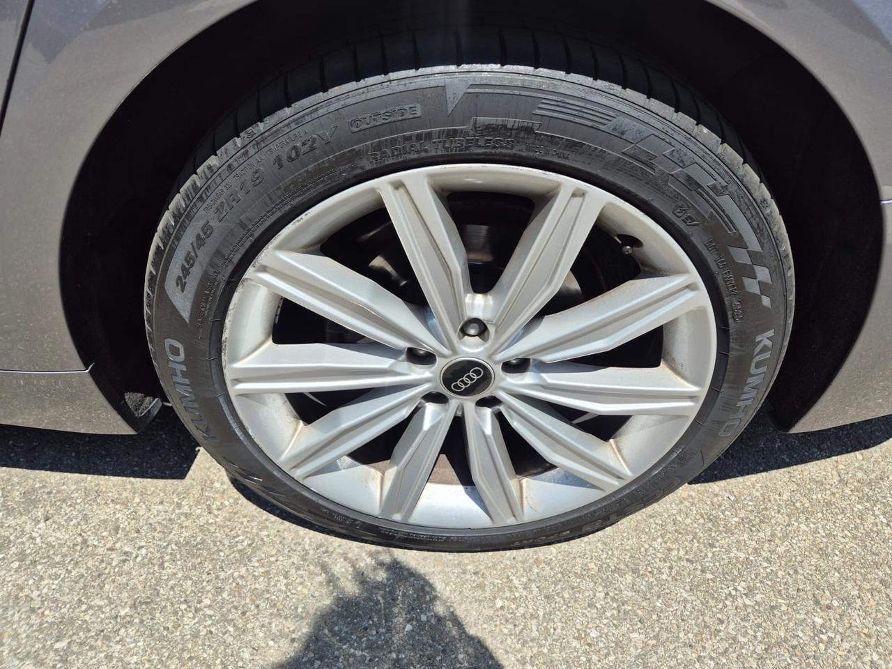 Audi A6 40 2.0 TDI quattro tiptronic Business Design
