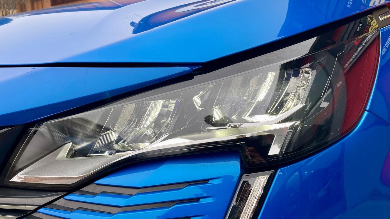 Peugeot 3008 BLUEHDI ACTIVE 131CV - FULL LED, VIRTUAL COCKPIT, NEOPATENTATI