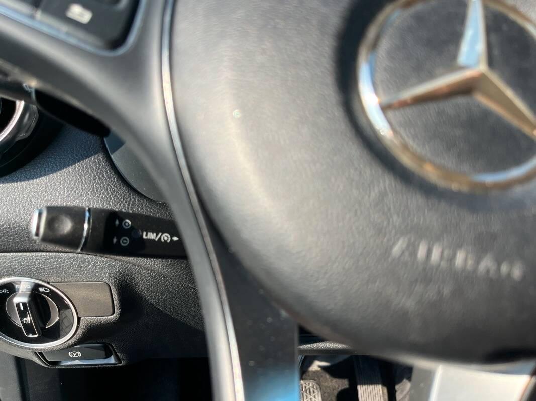 Mercedes Classe GLA 180 d Business