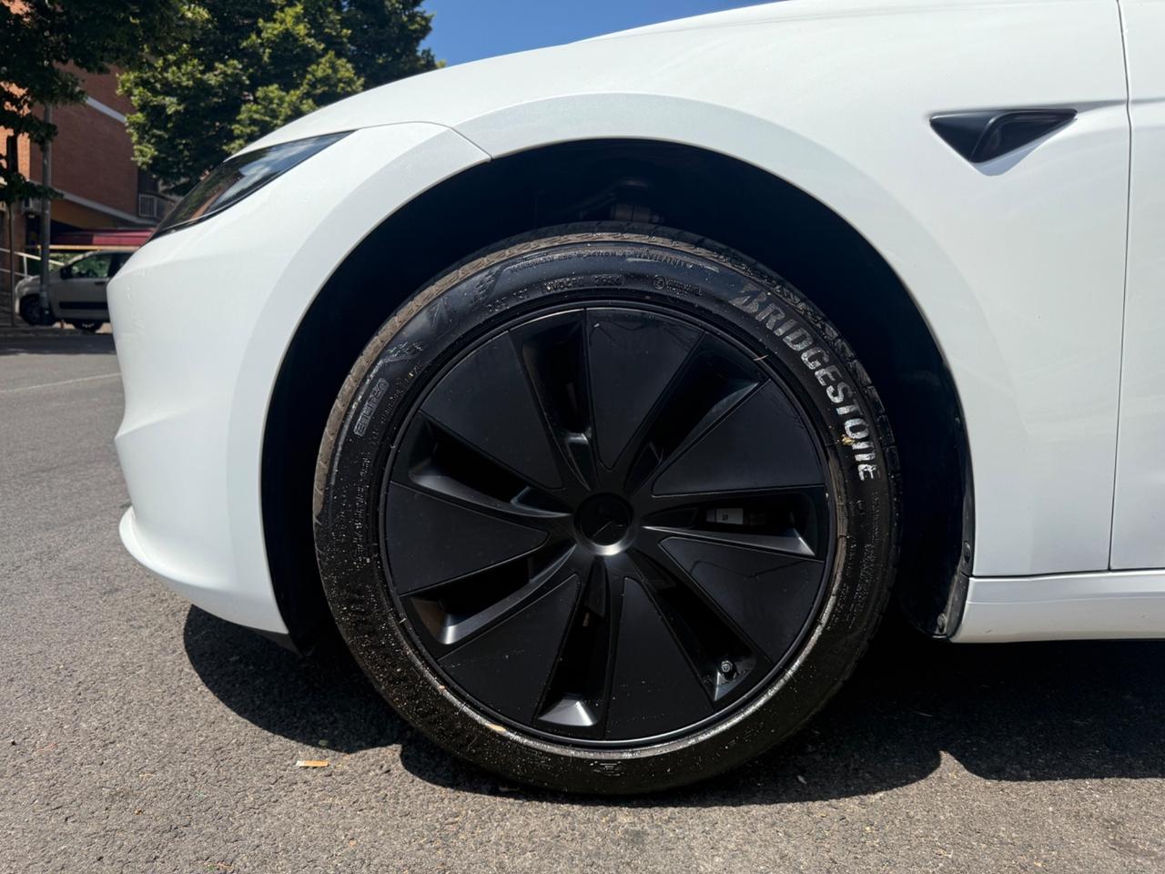 Tesla Model 3 Model 3 Long Range RWD