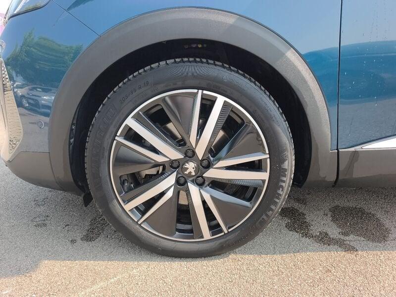 Peugeot 3008 II 2021 1.6 hybrid phev GT Pack 225cv e-eat8