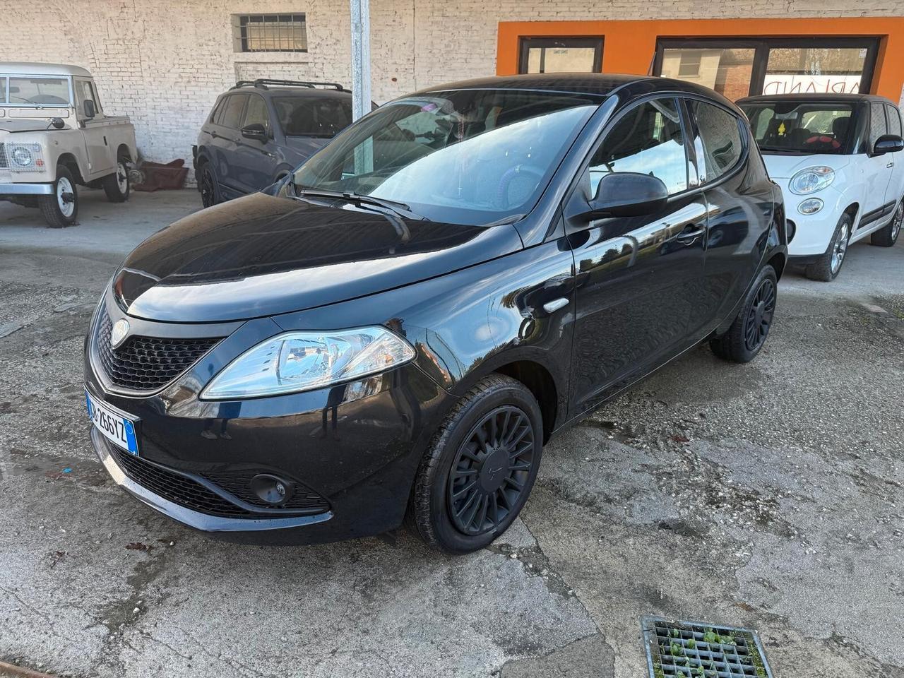 Lancia Ypsilon 1.2 69 CV 5 porte S&S Elefantino Blu
