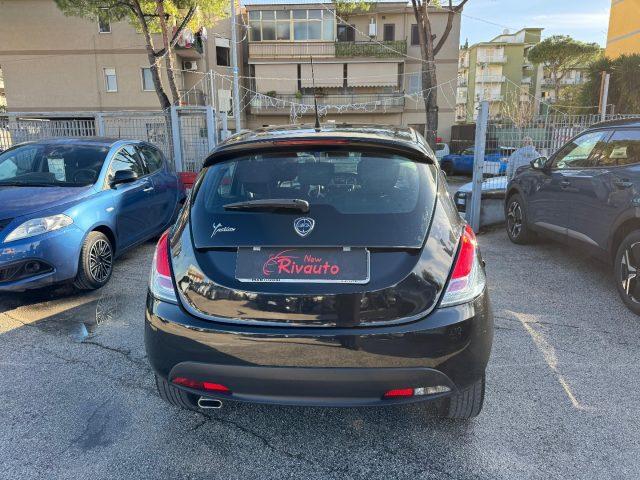 LANCIA Ypsilon 1.2 69 CV 5 porte GPL Ecochic Gold