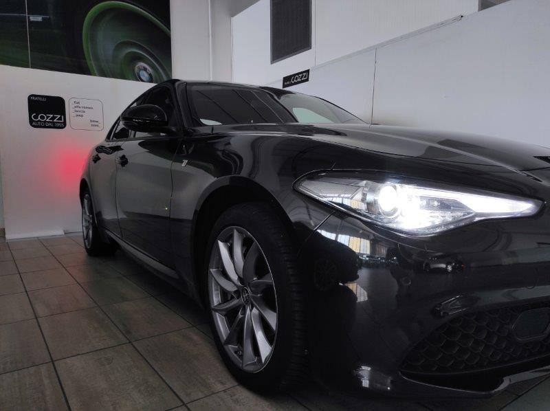 ALFA ROMEO Giulia (2016) - Giulia 2.0 Turbo 280 CV AT8 AWD Q4 Ti