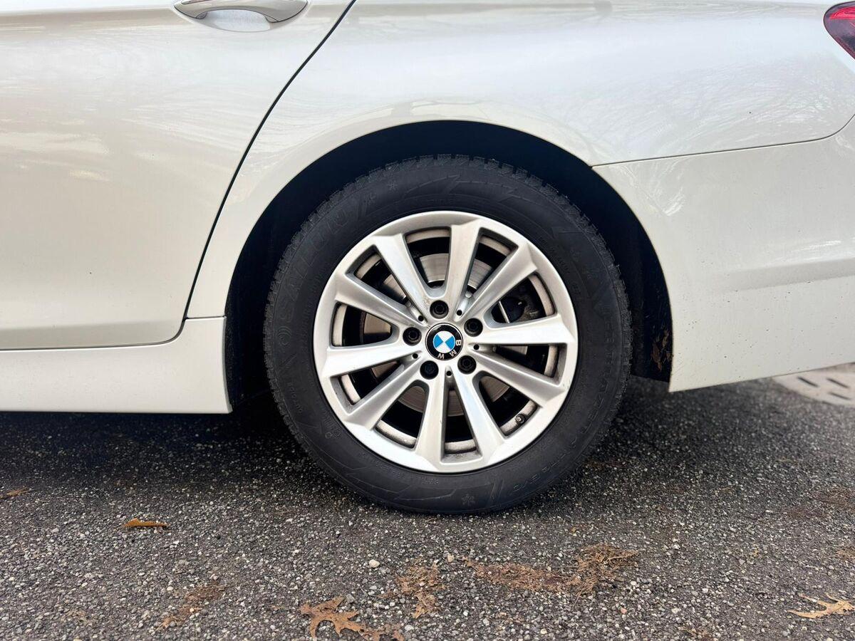 BMW Serie 5 520d Business 190cv auto