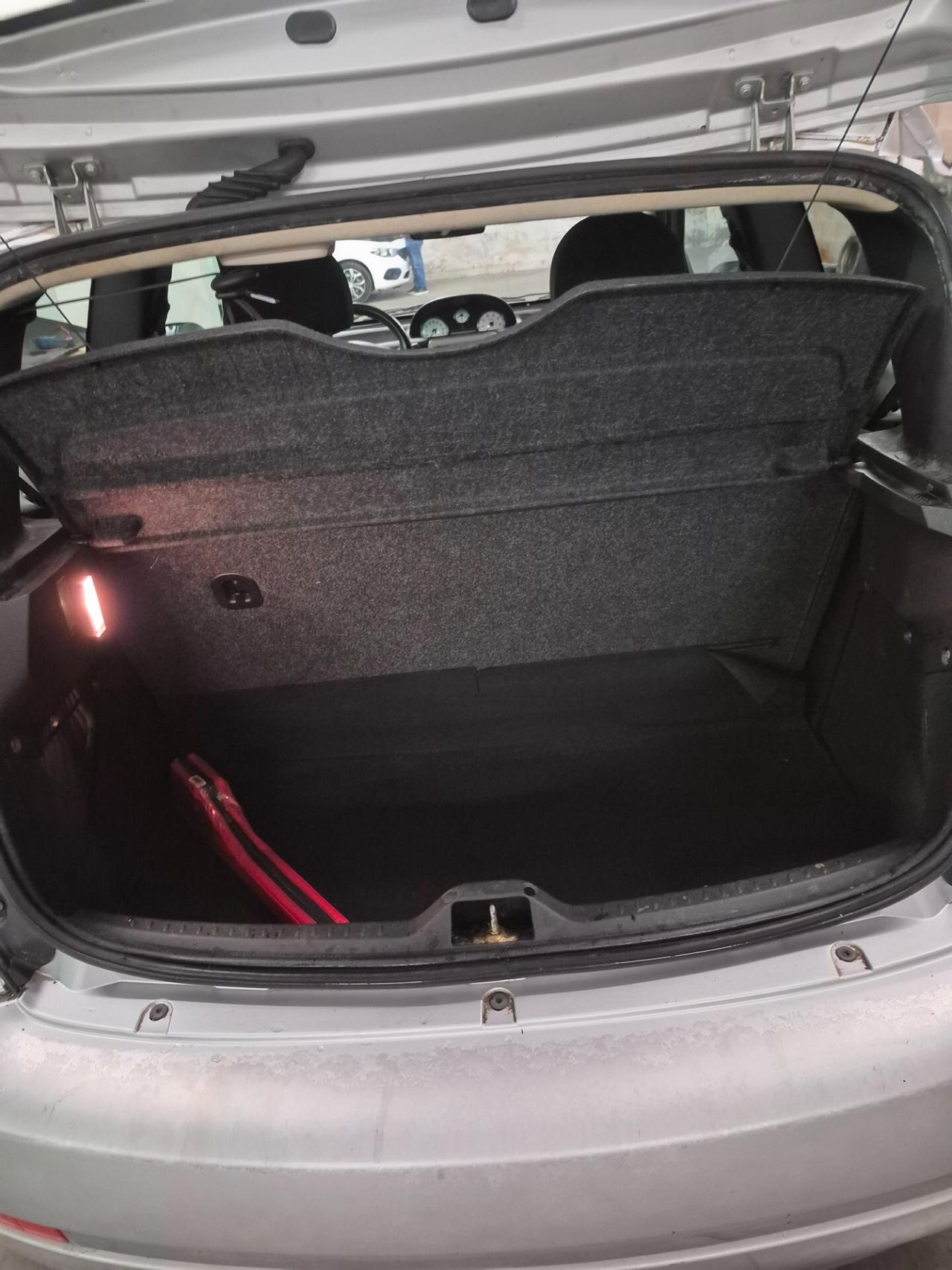 Lancia Ypsilon 1.2 Oro Giallo