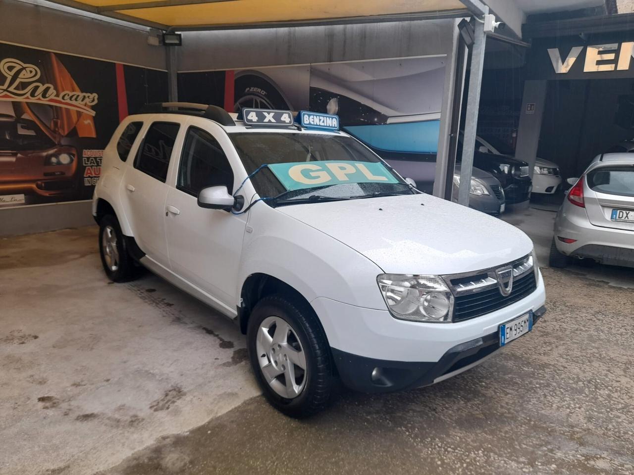 Dacia Duster 1.6cc gpl 12 mesi garanzia-2012