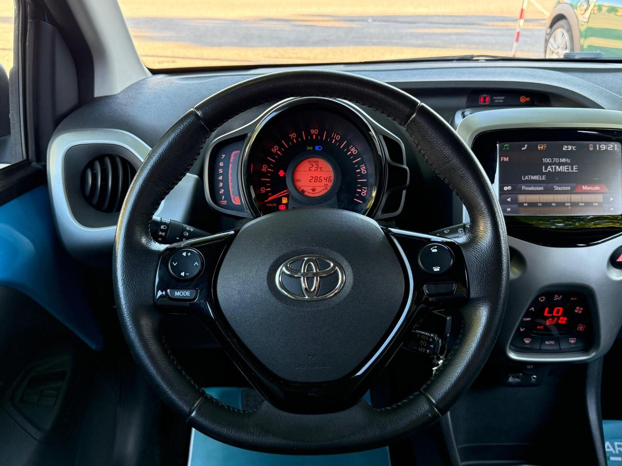 Toyota Aygo' 1.0 KM.28.000! X Play