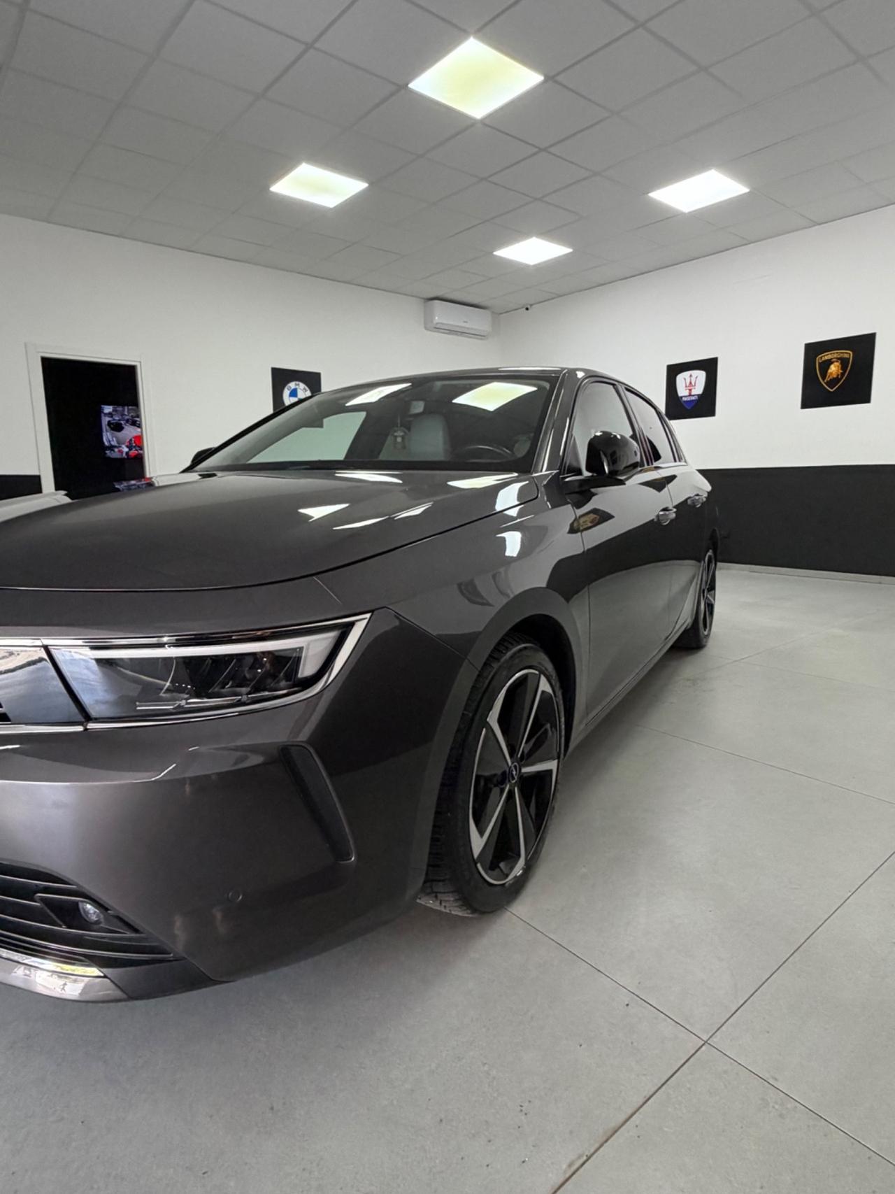 Opel Astra 1.5 Turbo Diesel 130 CV AT8 Business Elegance