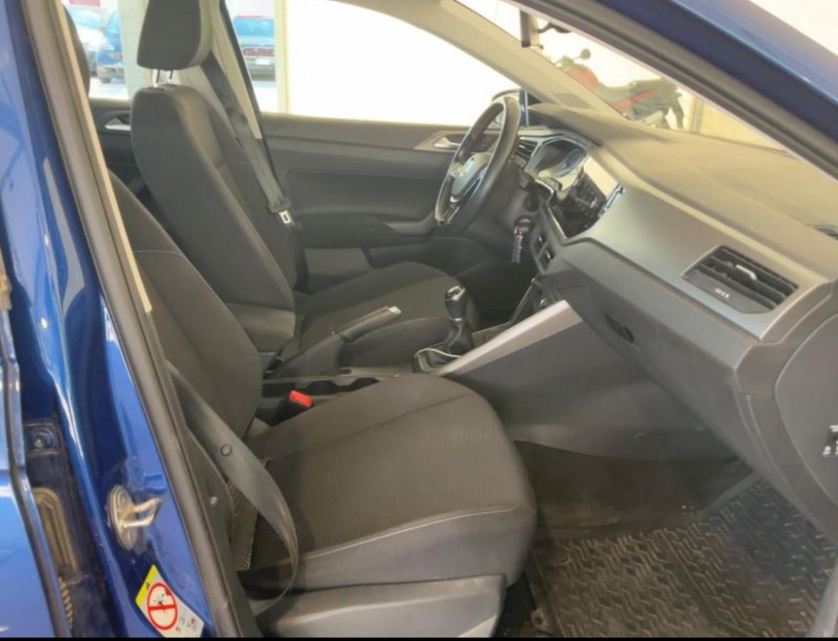 VOLKSWAGEN - Polo