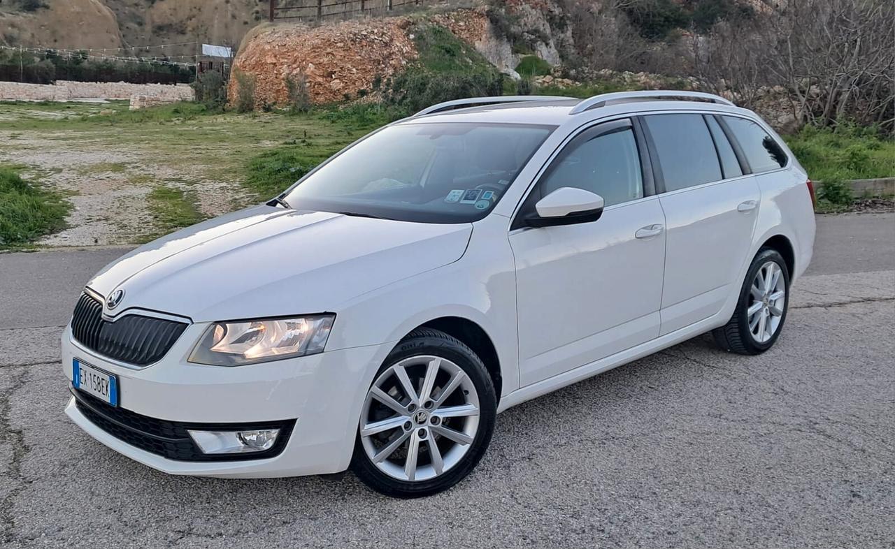 Skoda Octavia 1.6 TDI CR 105 CV DSG Wagon Elegance