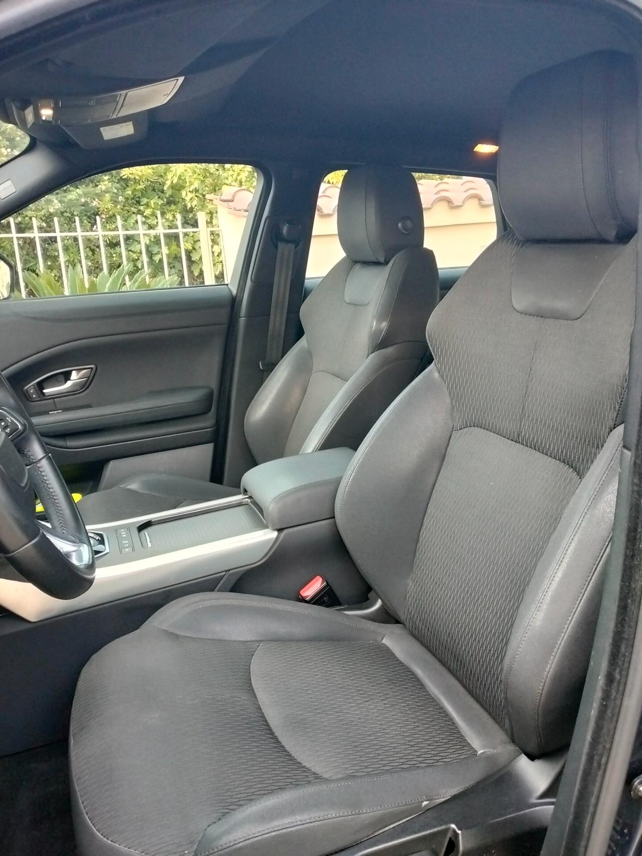Land Rover Range Evoque 2.0 TD4 150 CV 5p. Pure