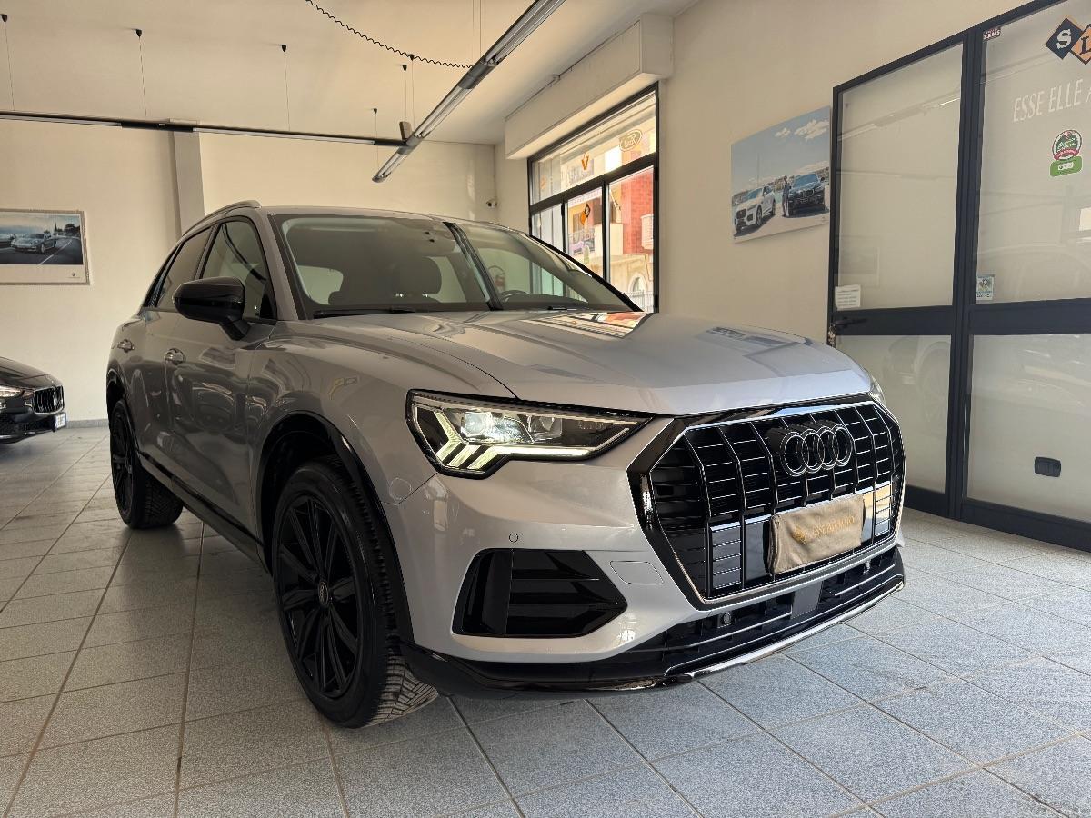 AUDI Q3 35TDI S tronic Business UNICO PROP/ MATRIX