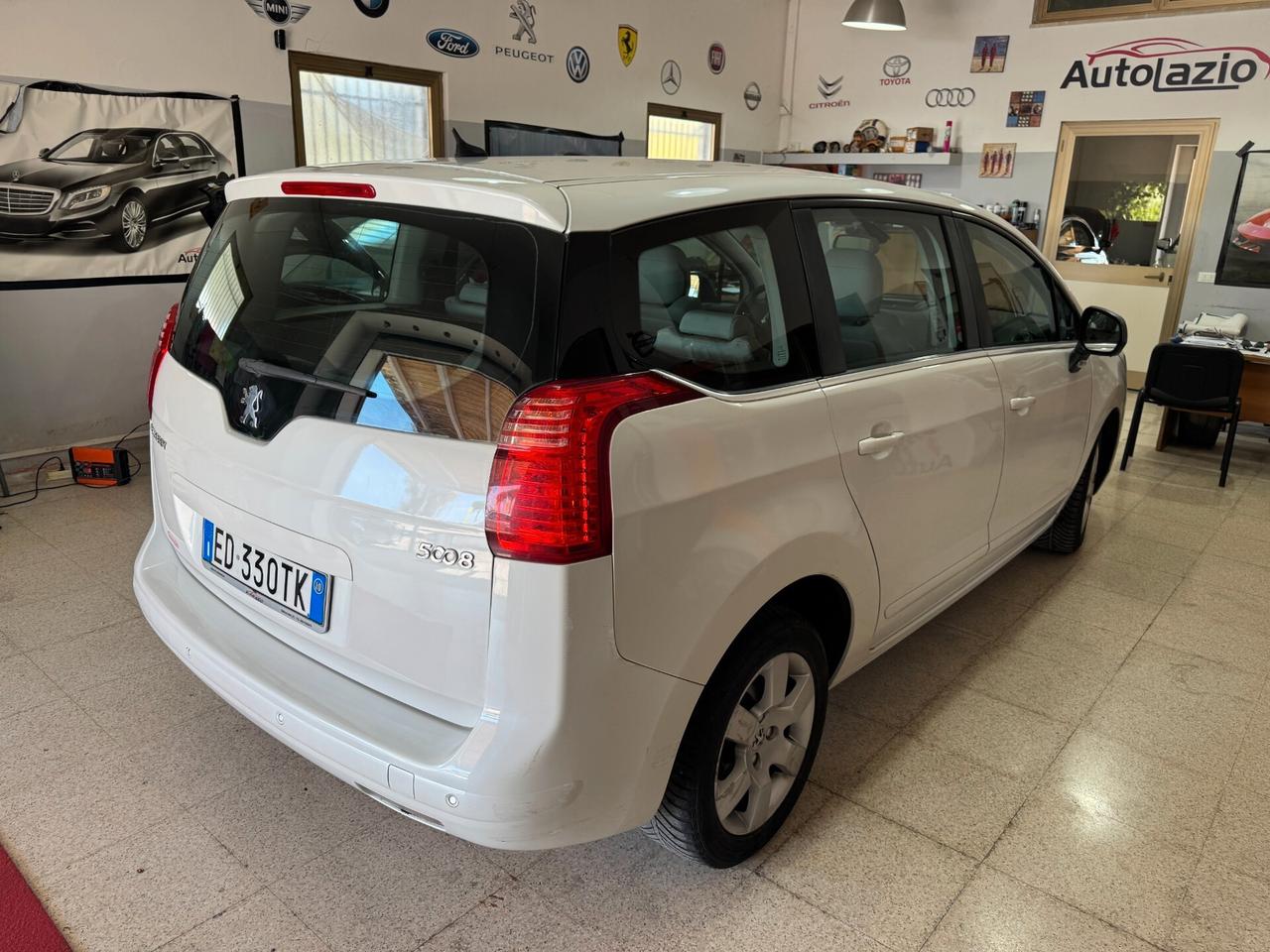 Peugeot 5008 1.6 HDi 110CV Premium NAVIGATORE