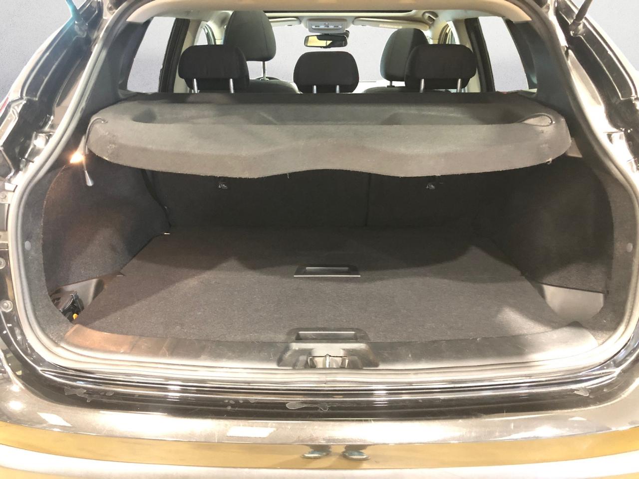NISSAN Qashqai 1.5 dci 360 110cv E6