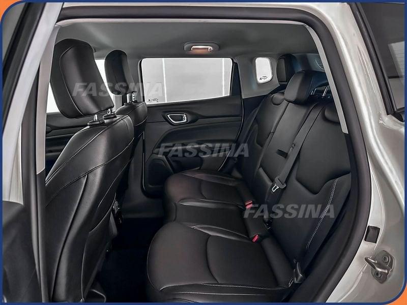 Jeep Compass e-Hybrid 1.5 Turbo MHEV T4 96kW Summit DDCT