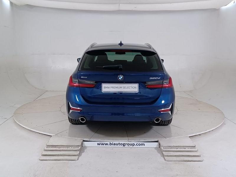 BMW Serie 3 G21 2019 Touring Diese 320d Touring xdrive Luxury auto