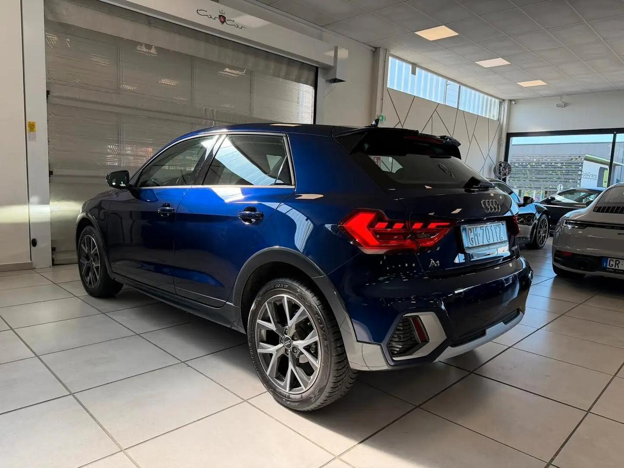 Audi A1 allstreet 30 TFSI Admired