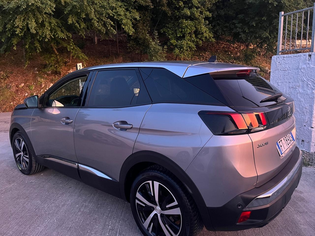 Peugeot 3008 BlueHDi 130 S&S Allure