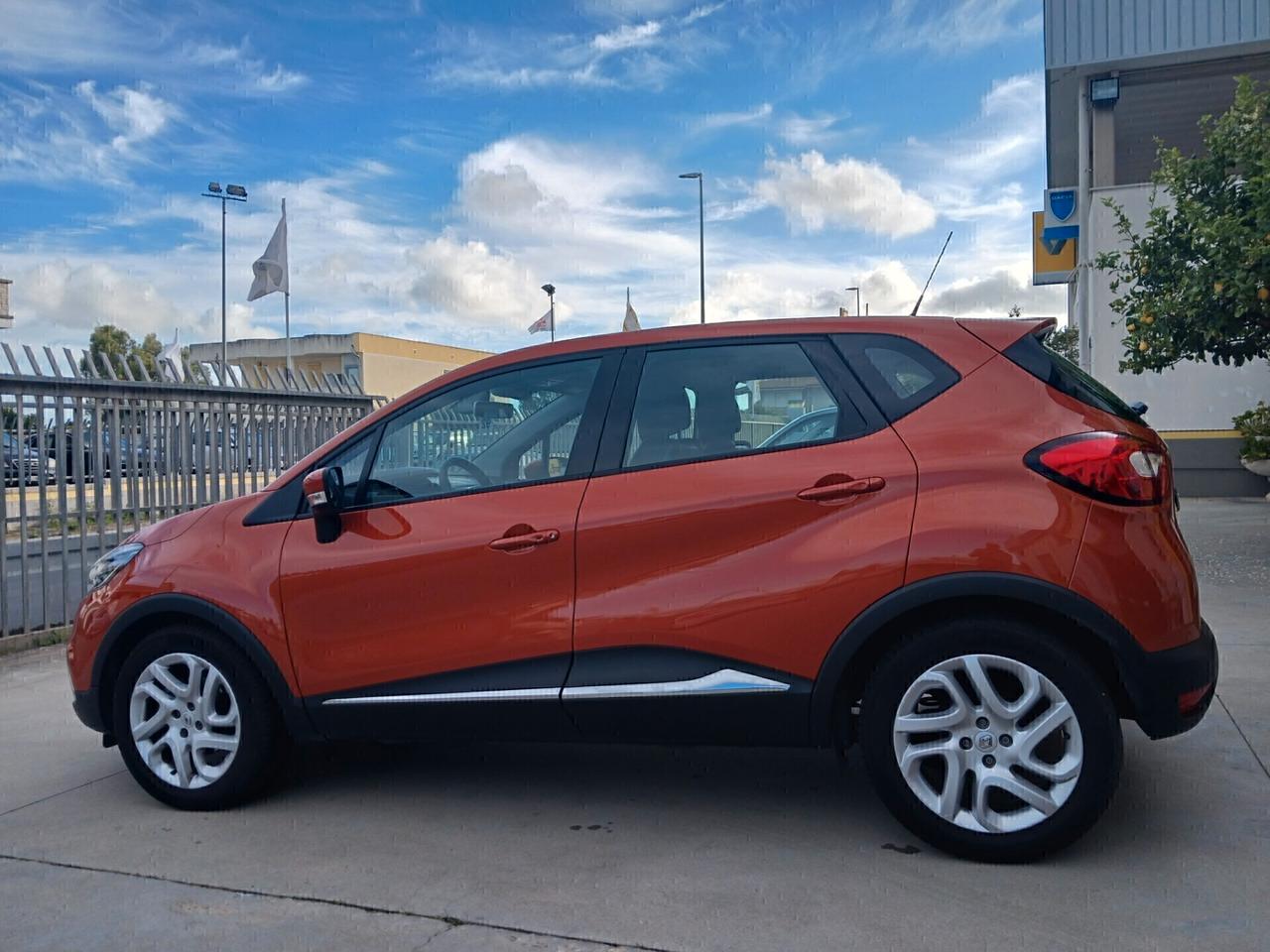 RENAULT Captur Energy R-Link 1.200 TCE 120cv Autom.