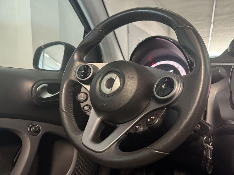 smart fortwo fortwo 70 1.0 twinamic cabrio Passion