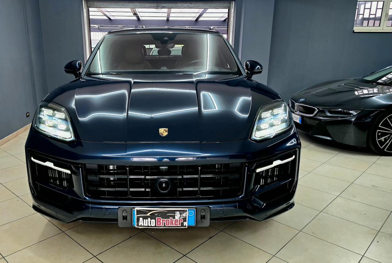 PORSCHE CAYENNE COUPE FACELIFT 3.0 E-HYBRID 470cv