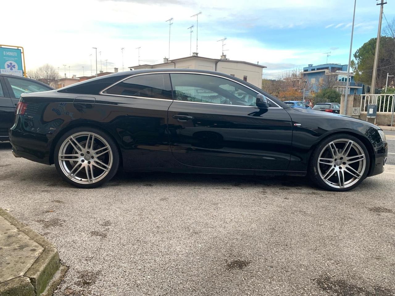 Audi A5 3.0 V6 TDI quattro S-tronic S-line