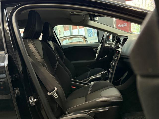 VOLVO V40 D2 Geartronic Business Plus